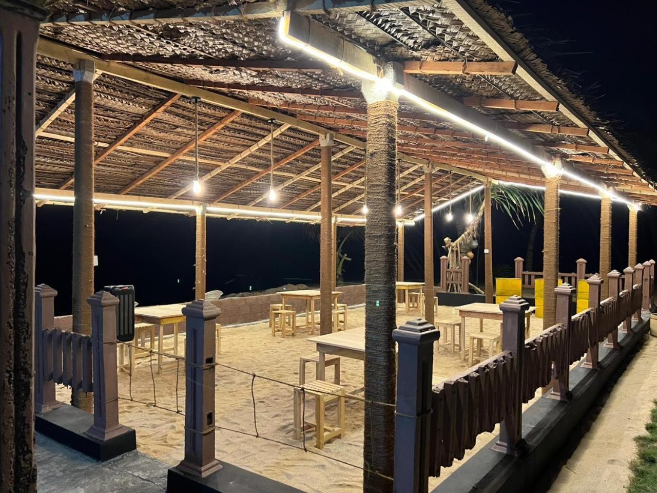 היקדואה Ocean Reef Hotel מראה חיצוני תמונה