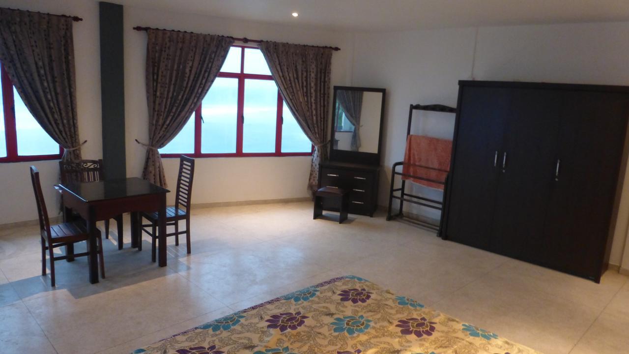 היקדואה Ocean Reef Hotel מראה חיצוני תמונה