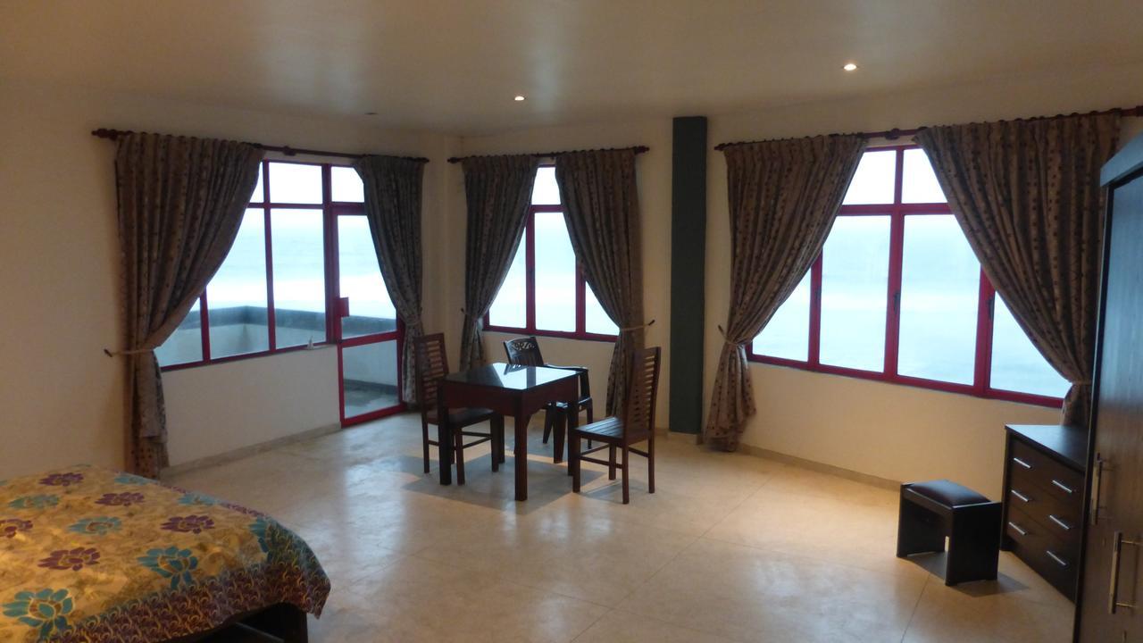 היקדואה Ocean Reef Hotel מראה חיצוני תמונה