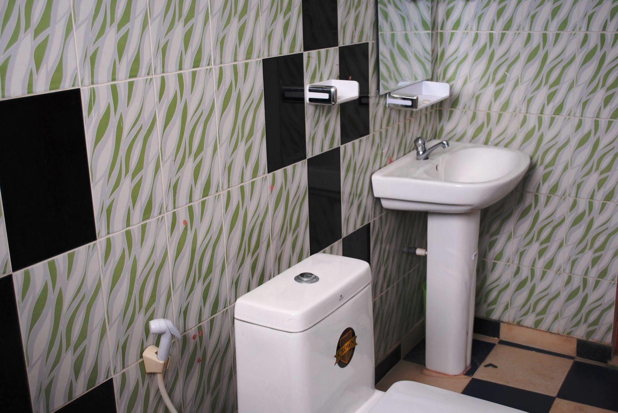 היקדואה Ocean Reef Hotel מראה חיצוני תמונה